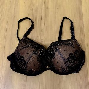 Victoria Secret Very Sexy Plunge Push Up Bra 34D - Garter in separate listing